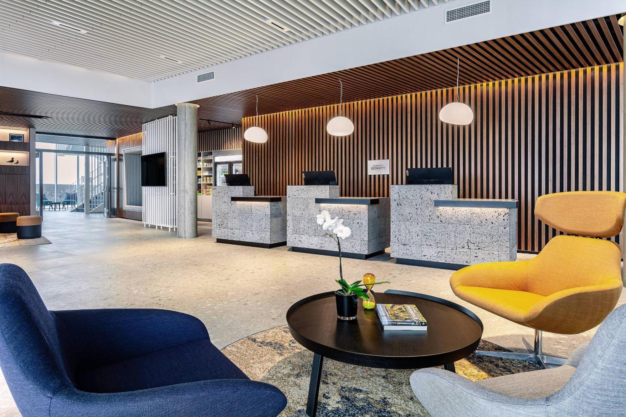 Courtyard By Marriott Reykjavik Keflavik Airport Hotel Exterior foto